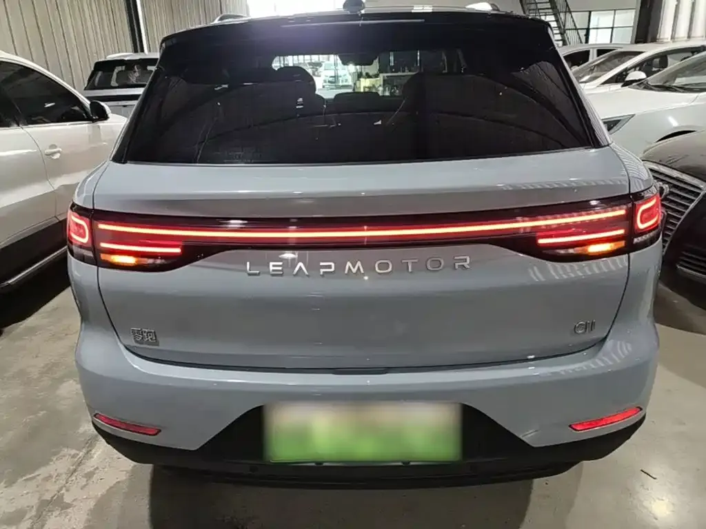 Leapmotor C11 — фото 10