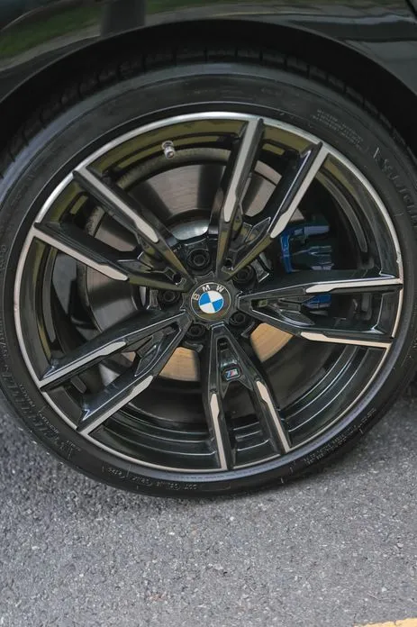 BMW 3-Series 2024 из KR, фото 3
