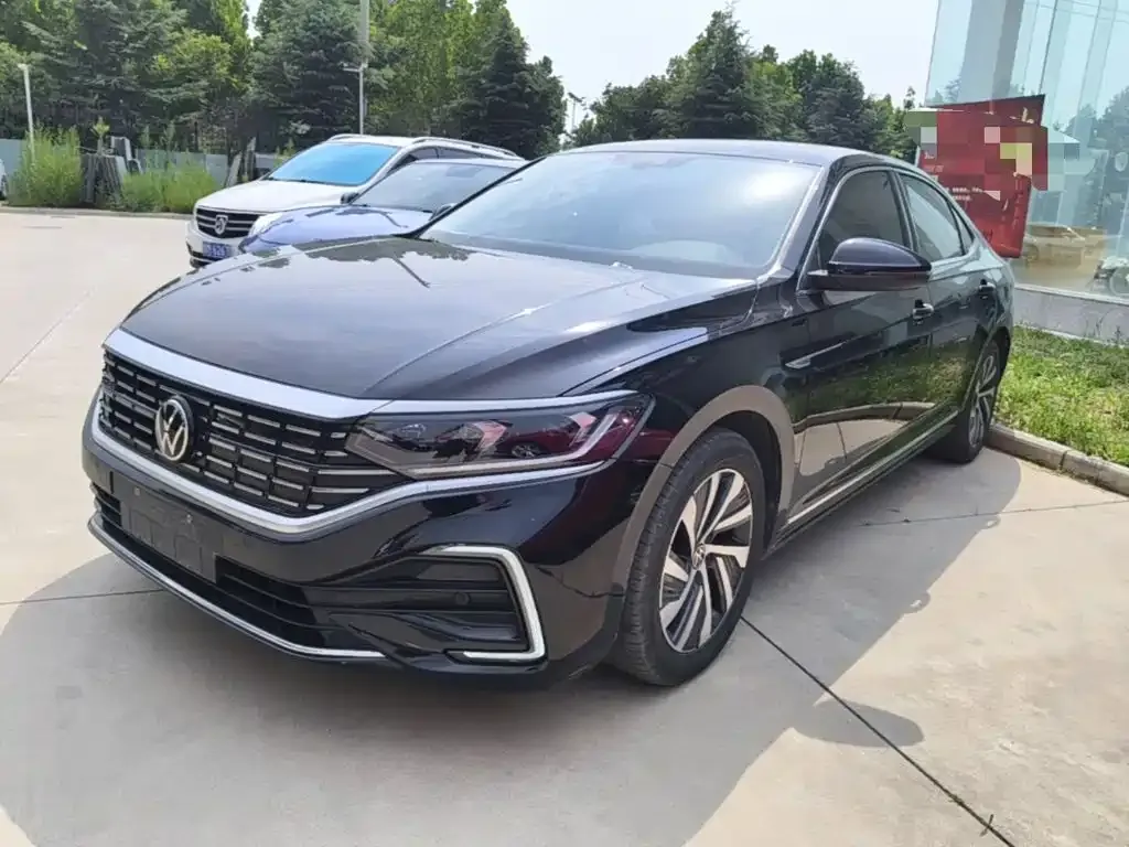 Volkswagen 帕萨特插电混动 — фото 1
