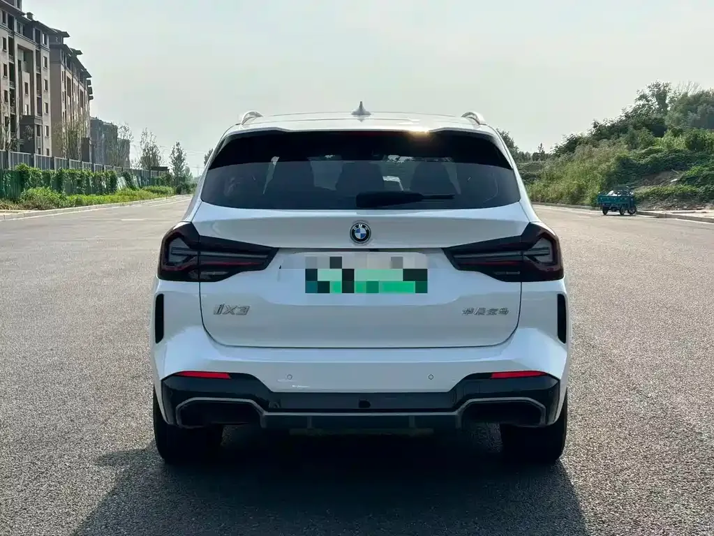 BMW iX3 2024 из CN, фото 9