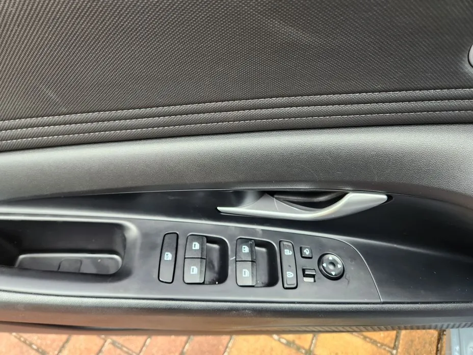 Hyundai AVANTE — фото 10