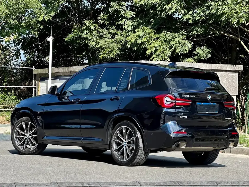 BMW X3 — фото 7