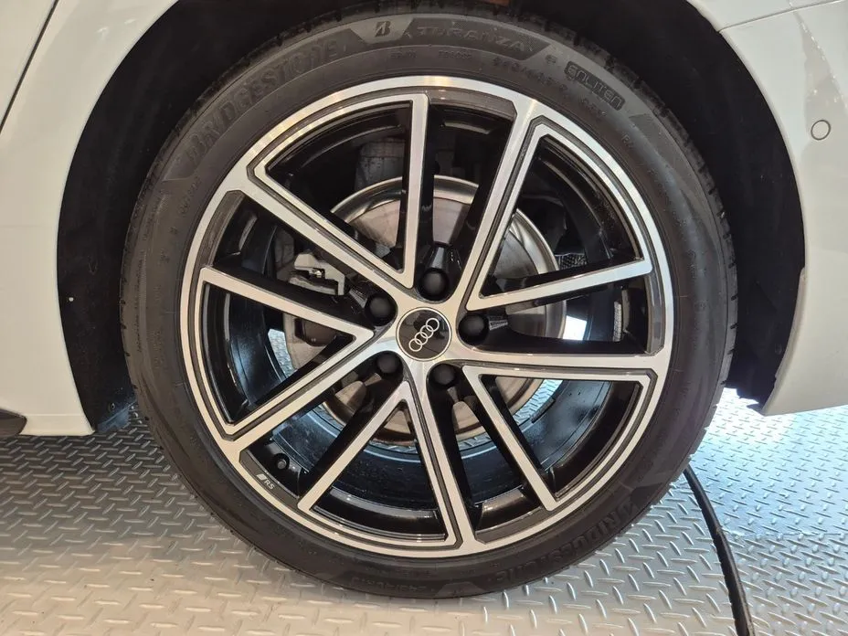 Audi A5 2025 из KR, фото 6