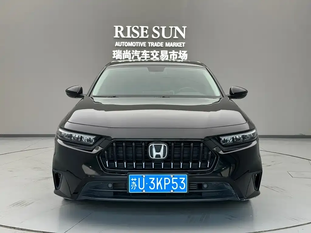 Honda Inspire — фото 3
