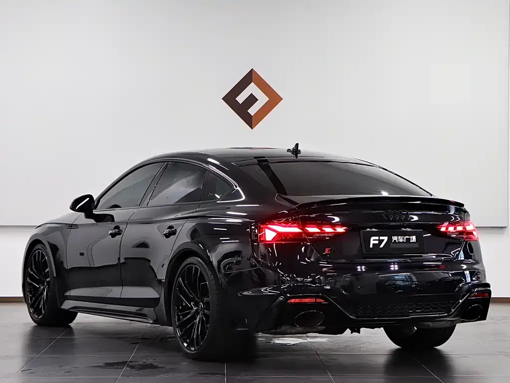 Audi RS 5 — фото 9