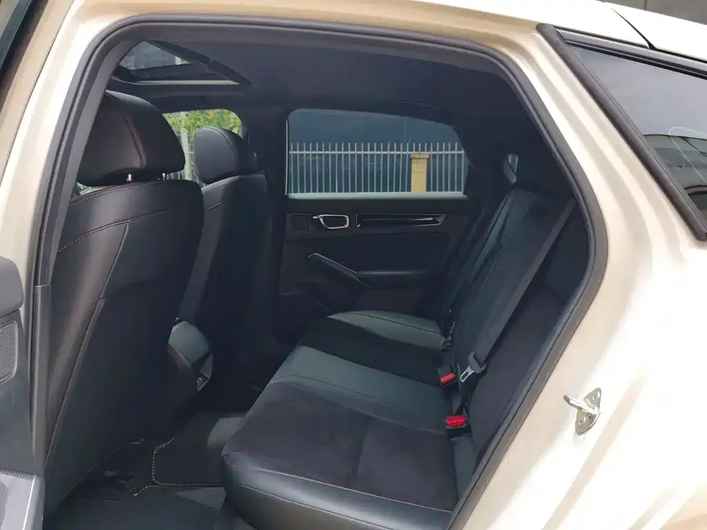 Honda Civic — фото 8