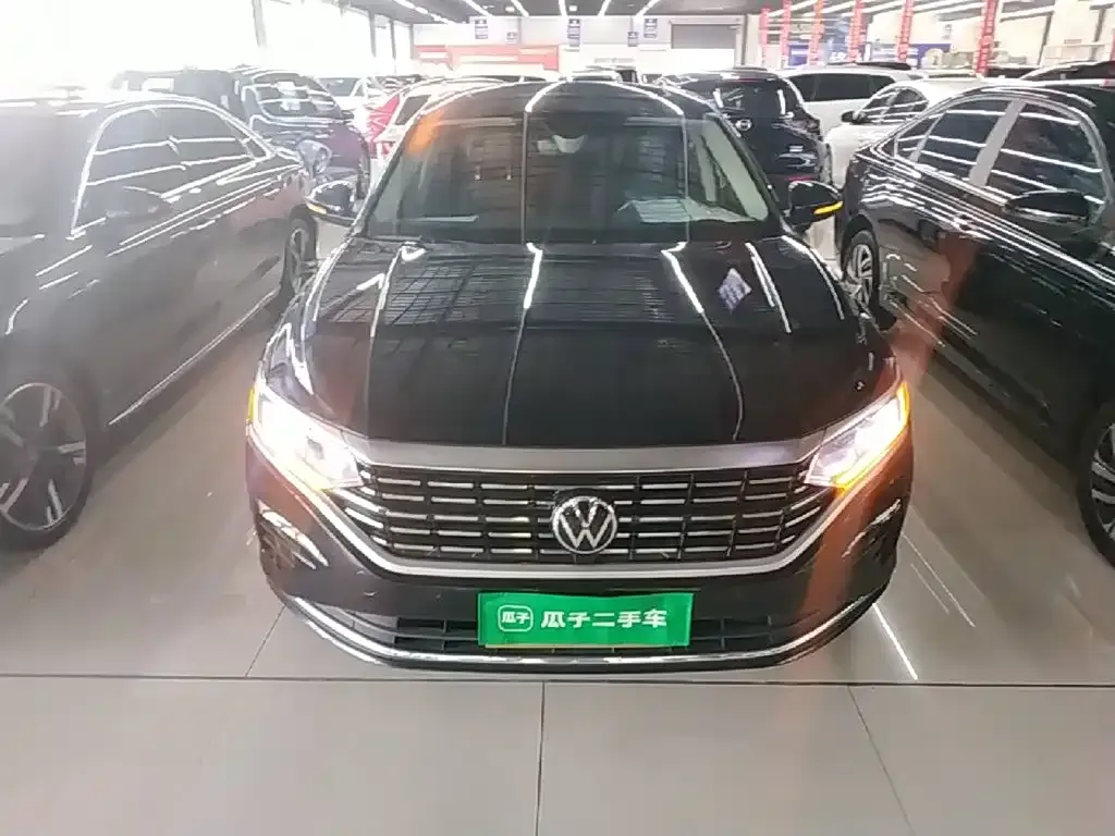 Volkswagen Passat — фото 6