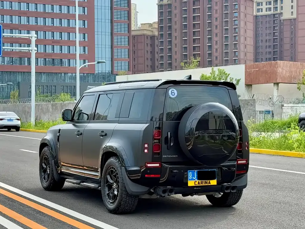 Land Rover Defender — фото 4