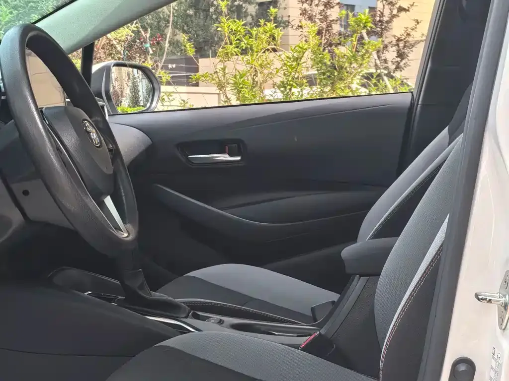 Toyota Corolla 2022 из CN, фото 7