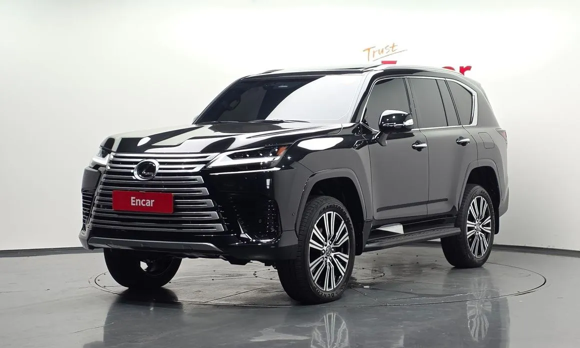 Lexus LX — фото 1