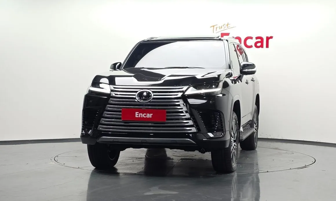 Lexus LX — фото 10