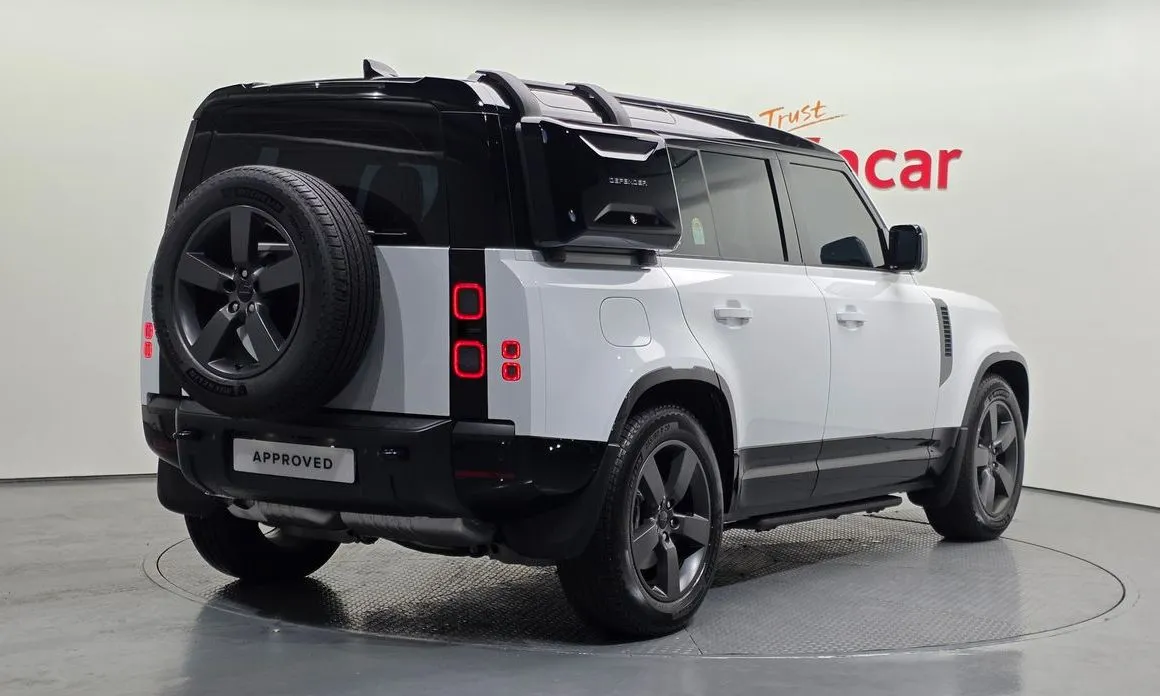 Land Rover Defender — фото 4
