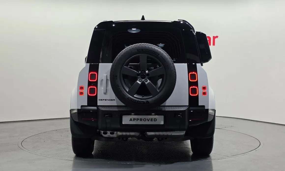 Land Rover Defender — фото 5