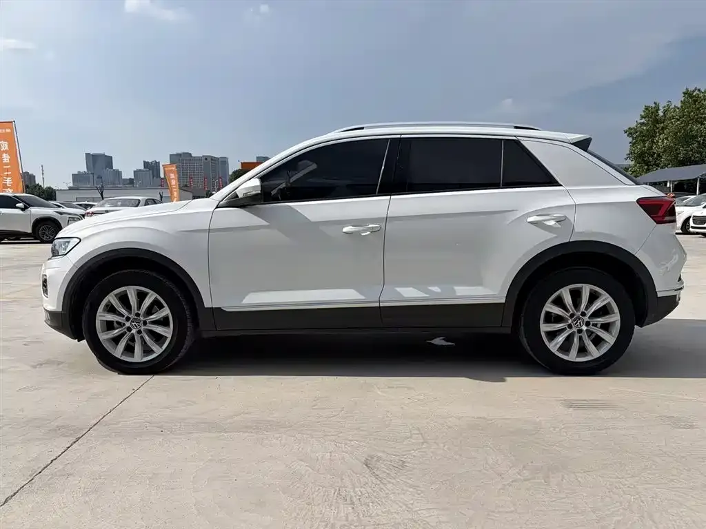 Volkswagen T-Roc 2022 из CN, фото 2