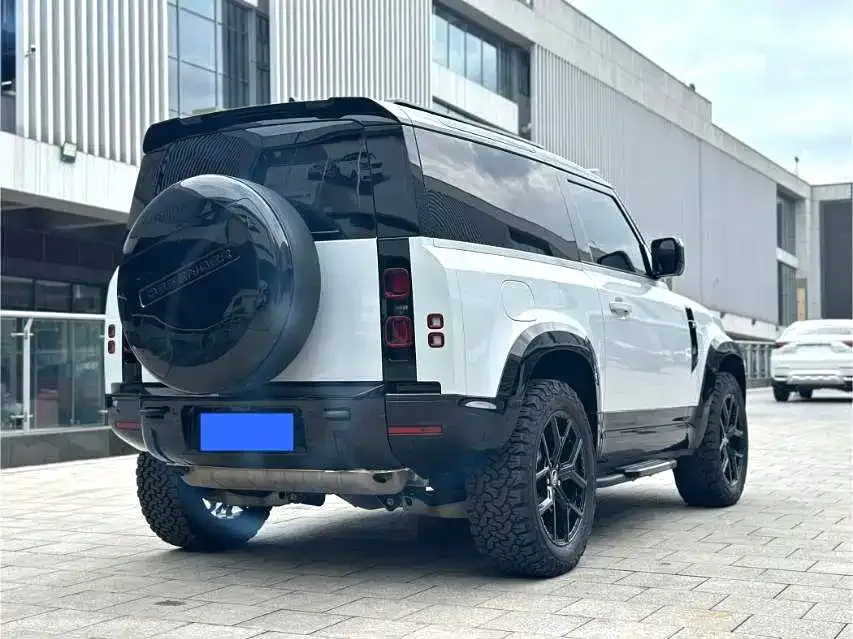 Land Rover Defender — фото 7