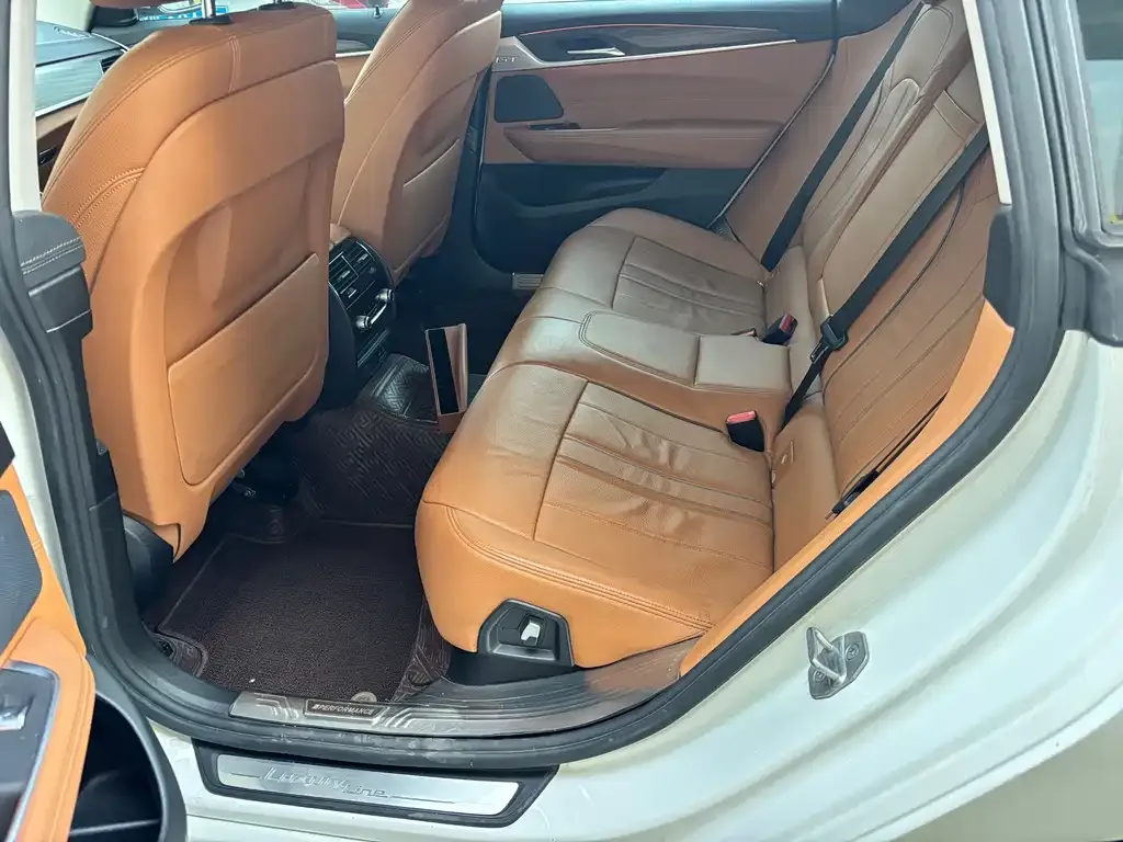 BMW 6 Series GT — фото 4