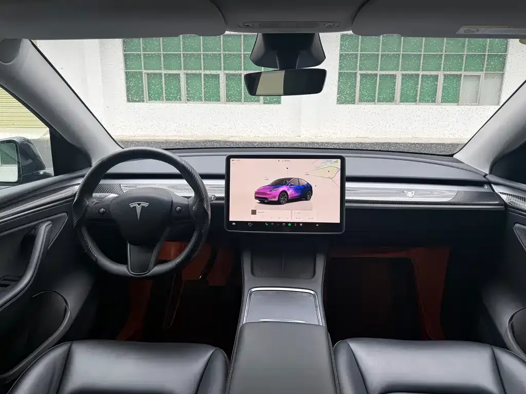 Tesla Model Y — фото 5