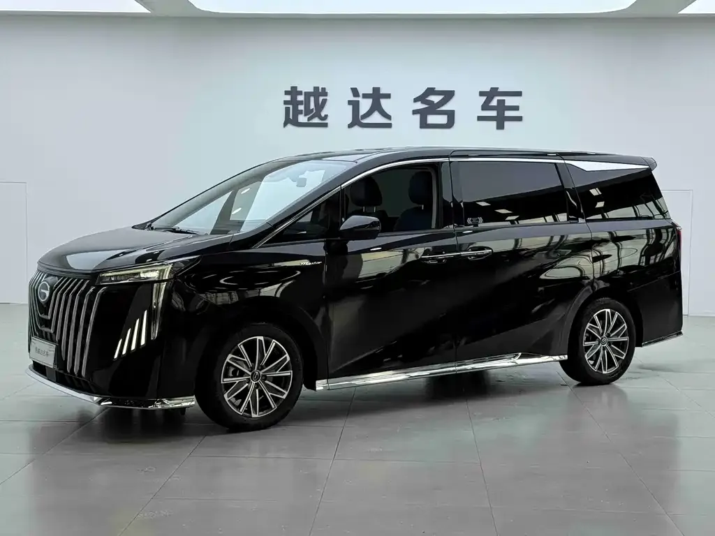 GAC Motor Trumpchi M8 — фото 1