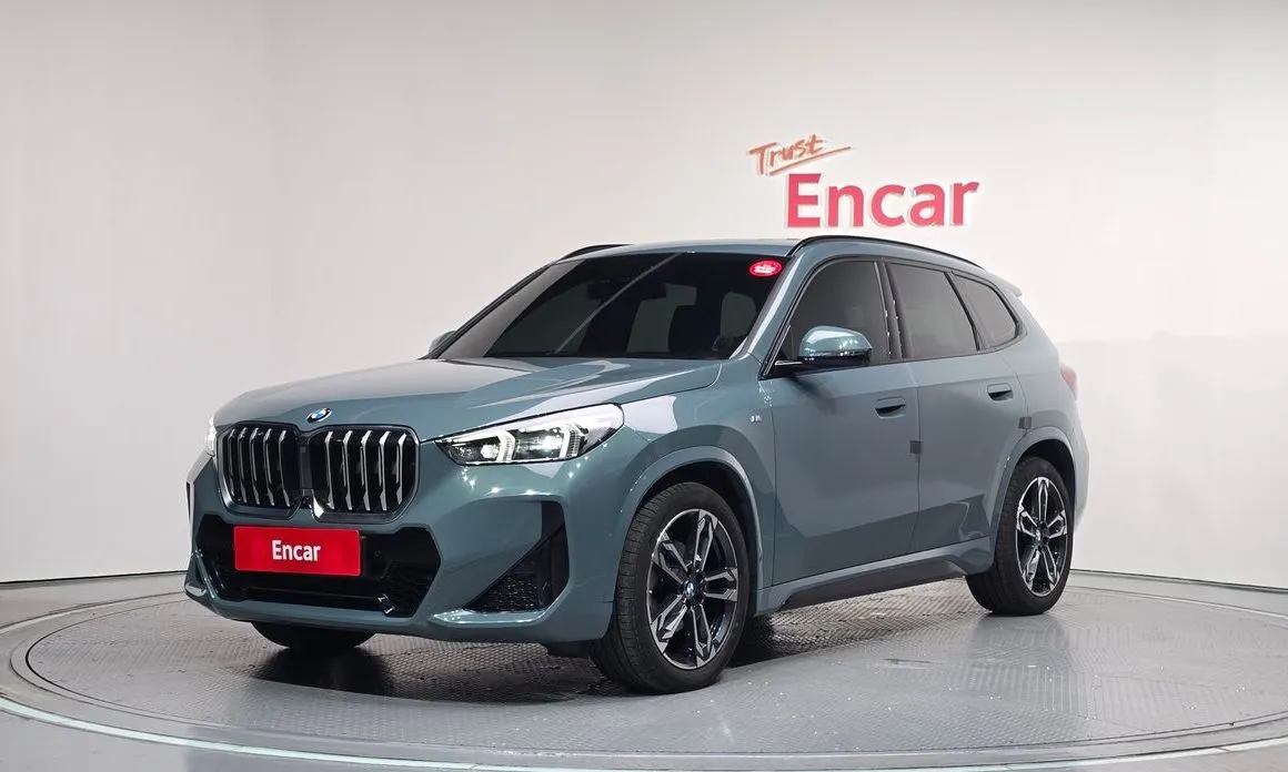 BMW X1 — фото 1