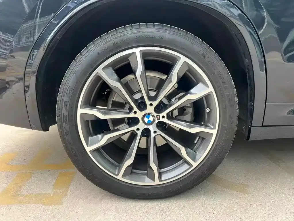 BMW X3 — фото 7
