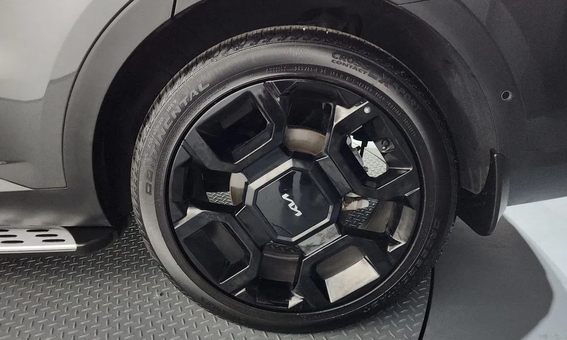 Kia Sorento — фото 10