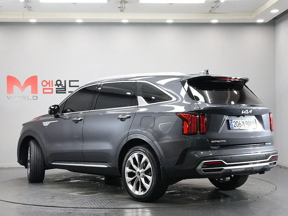 Kia Sorento — фото 3