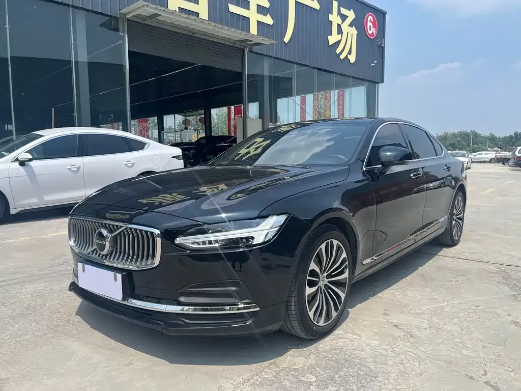 Volvo S90 — фото 8