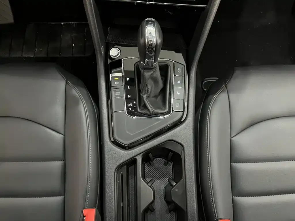 Volkswagen Tharu — фото 6
