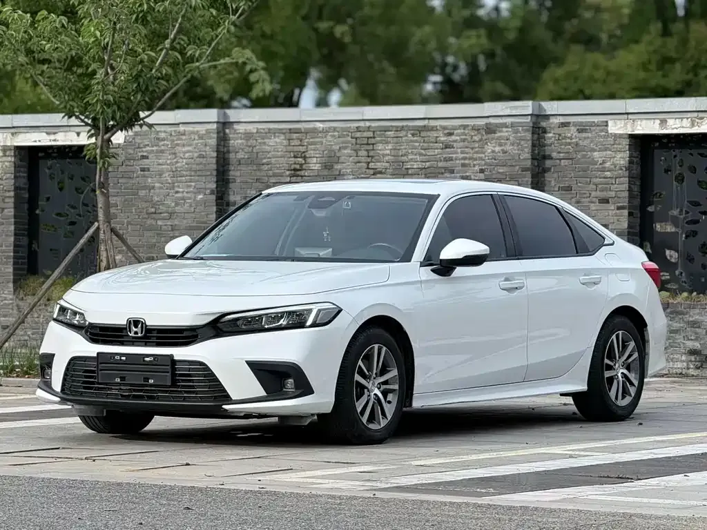 Honda Civic — фото 1
