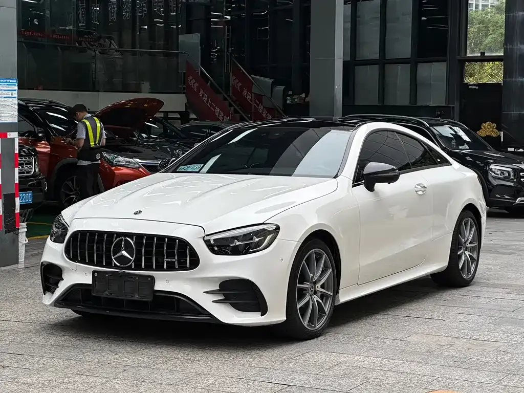Mercedes-Benz E-Class (Import) — фото 1