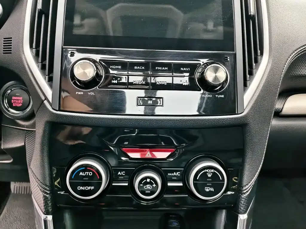 Subaru Forester — фото 2