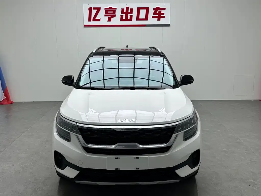Kia KX3 2022 из CN, фото 2