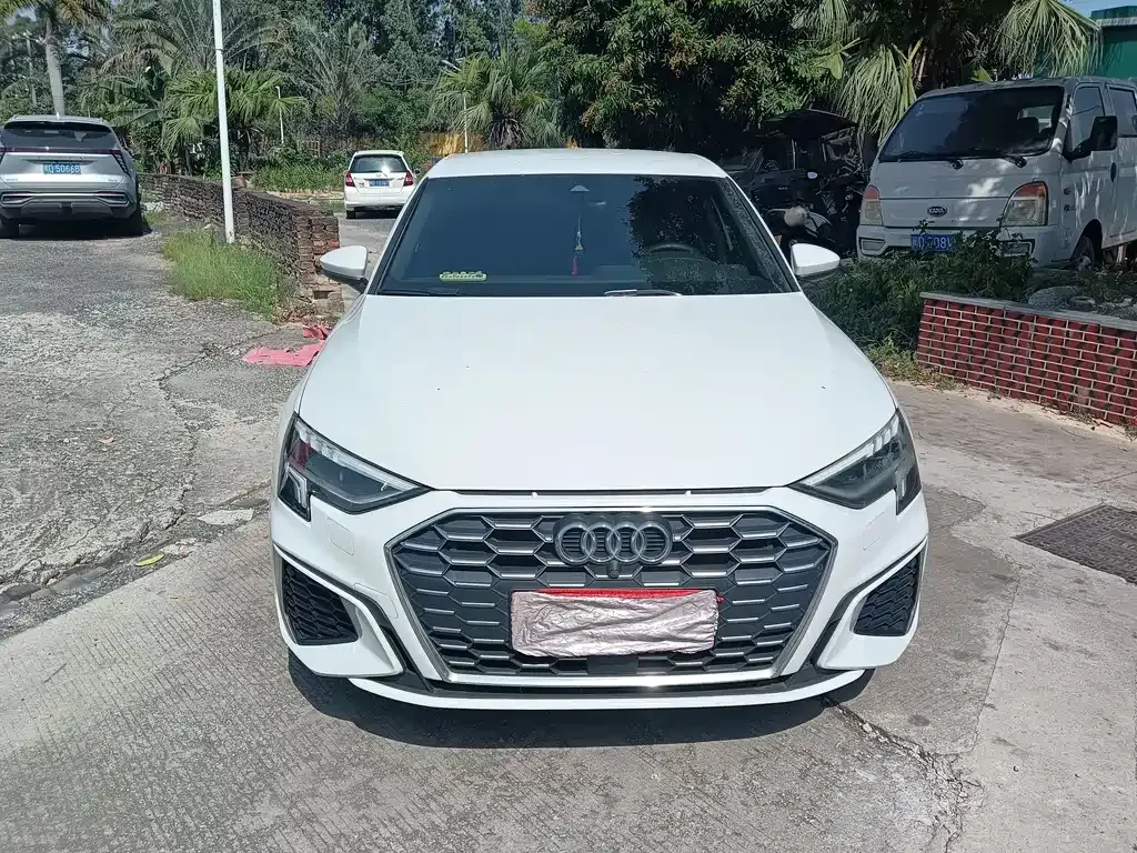 Audi A3 2022 из CN, фото 9