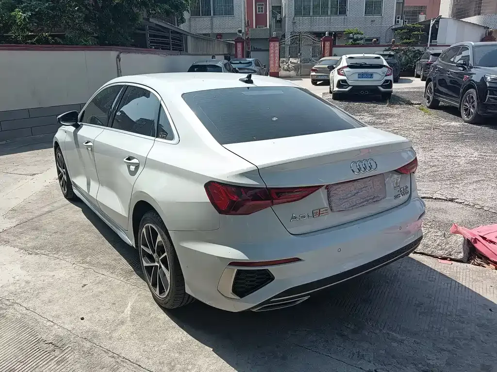 Audi A3 2022 из CN, фото 10