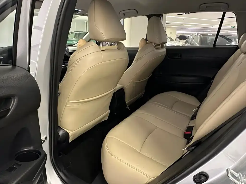 Toyota Frontlander 2024 из CN, фото 3