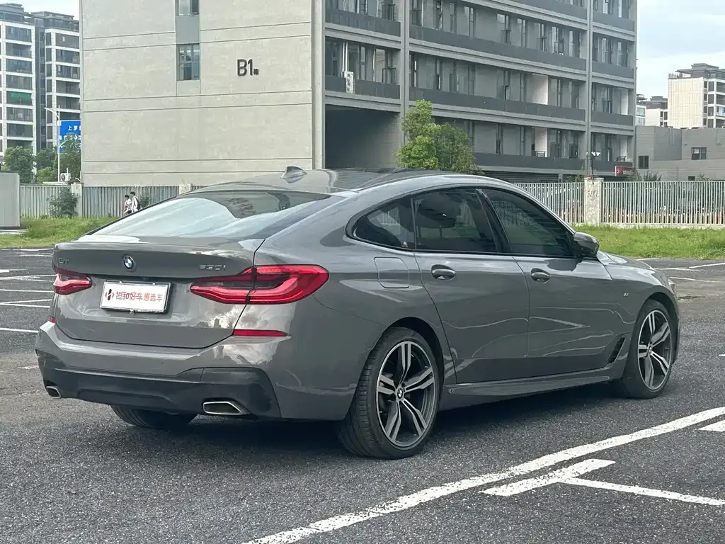 BMW 6 Series GT 2023 из CN, фото 8