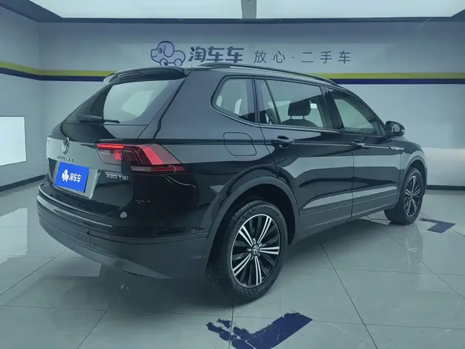 Volkswagen Tiguan L — фото 4