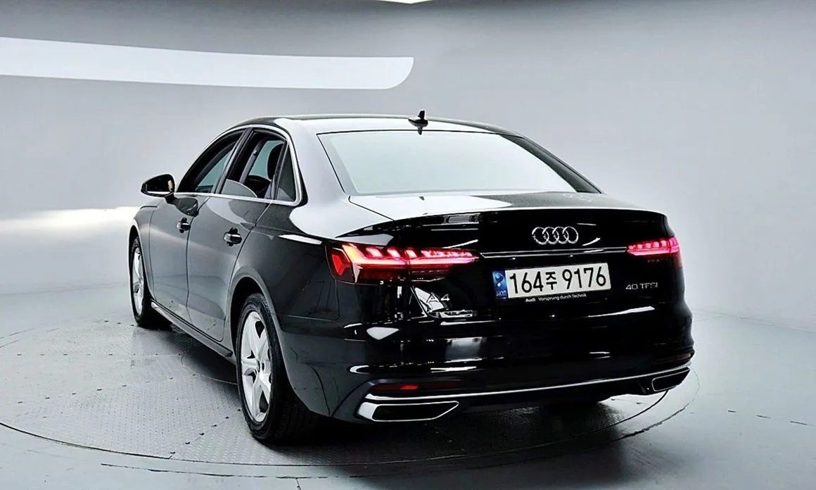Audi A4 2022 из KR, фото 6