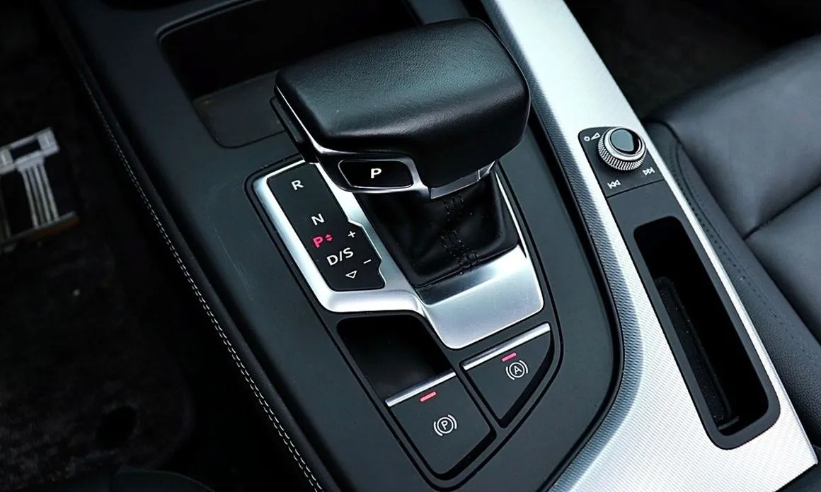 Audi A4 2022 из KR, фото 3
