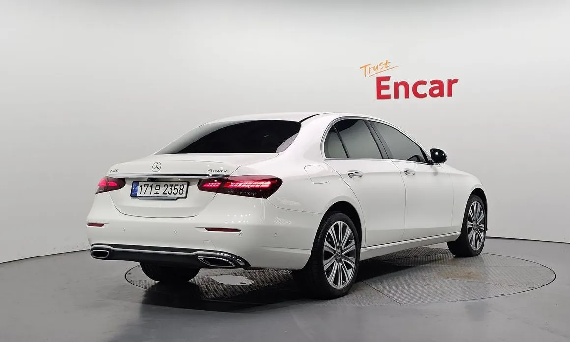 Mercedes-Benz E-Class 2023 из KR, фото 5