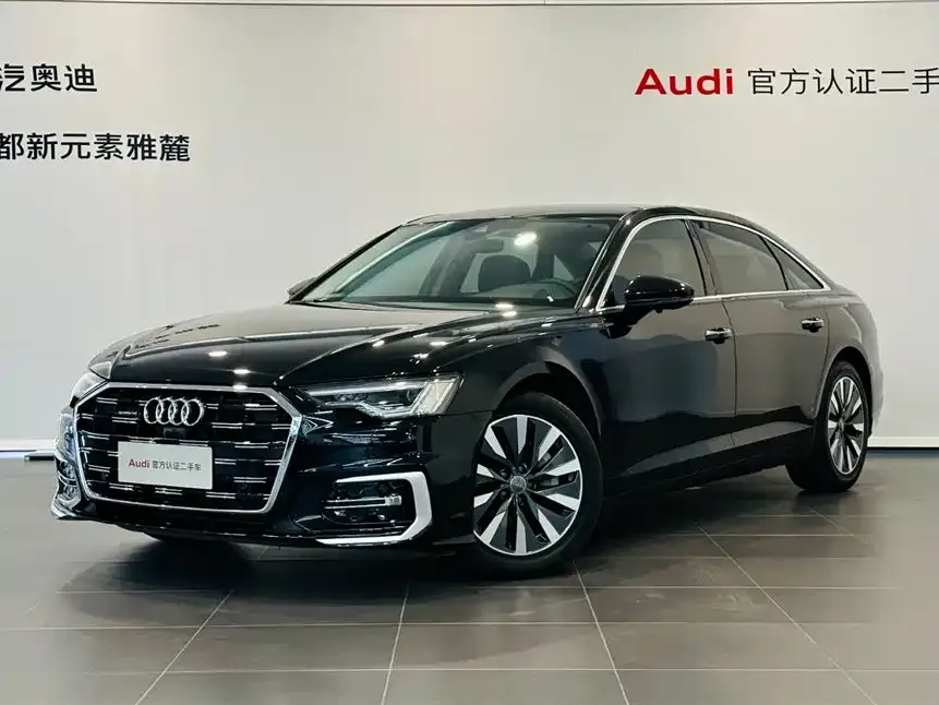 Audi A6L — фото 1
