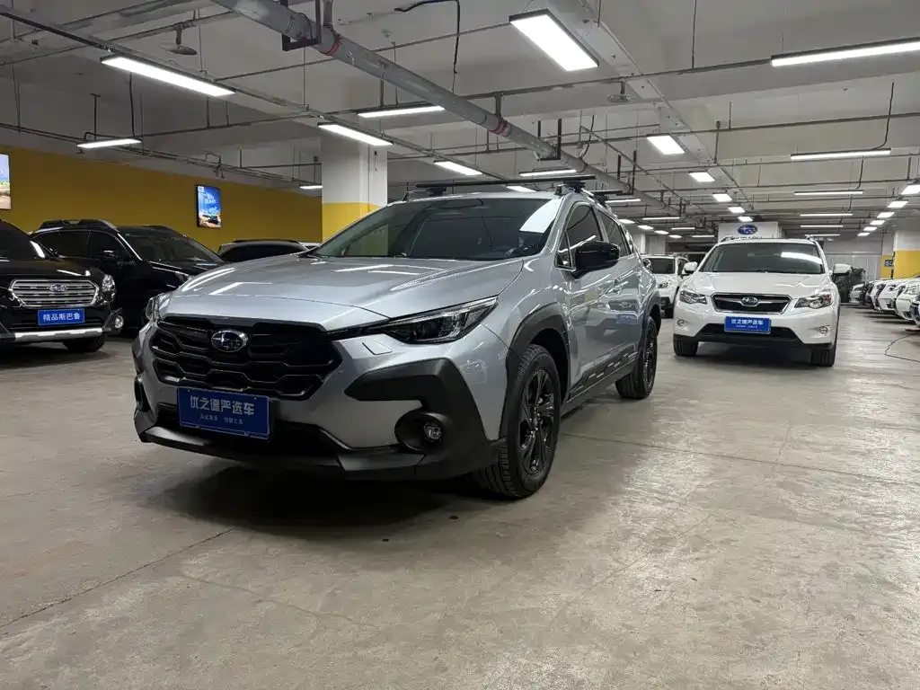 Subaru Crosstrek — фото 1