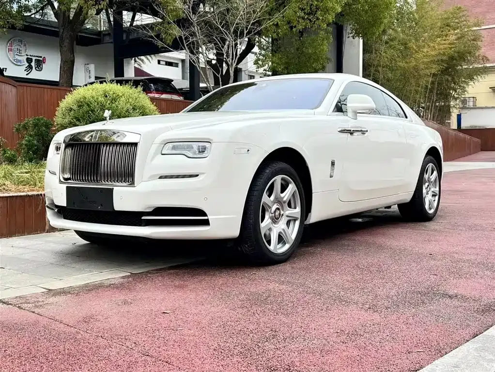 Rolls-Royce Wraith — фото 1