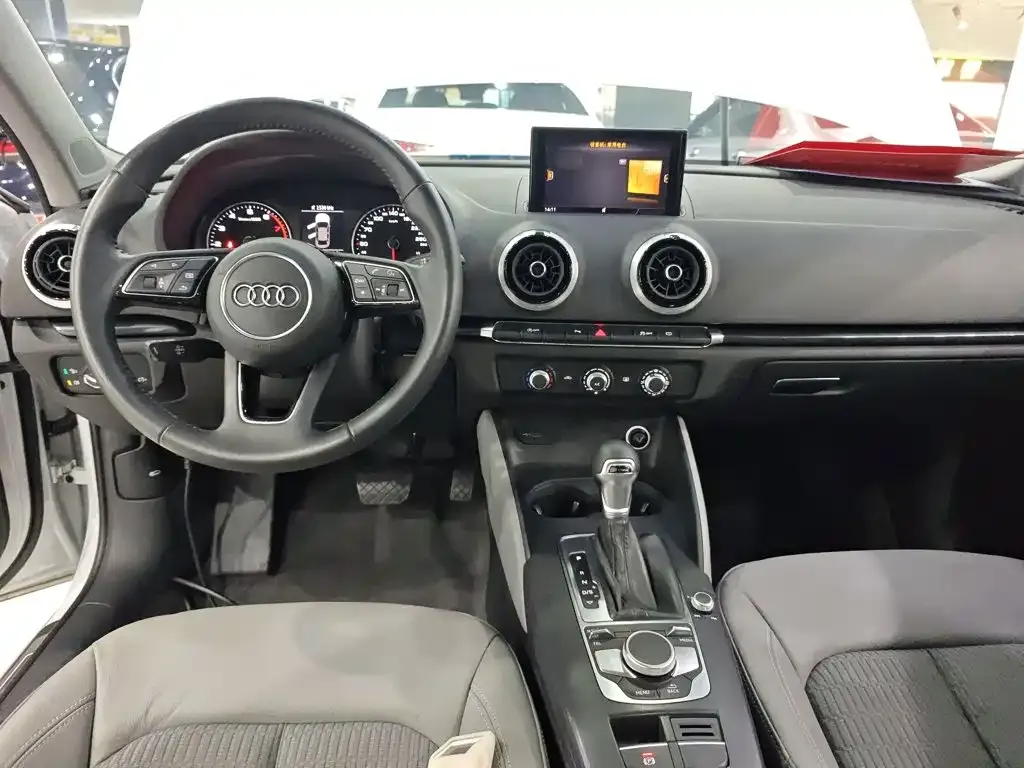 Audi A3 — фото 10