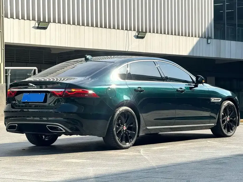 Jaguar XFL — фото 8