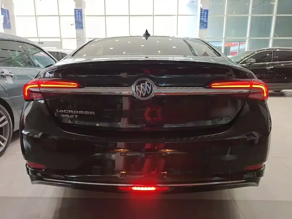 Buick LaCrosse 2021 из CN, фото 3