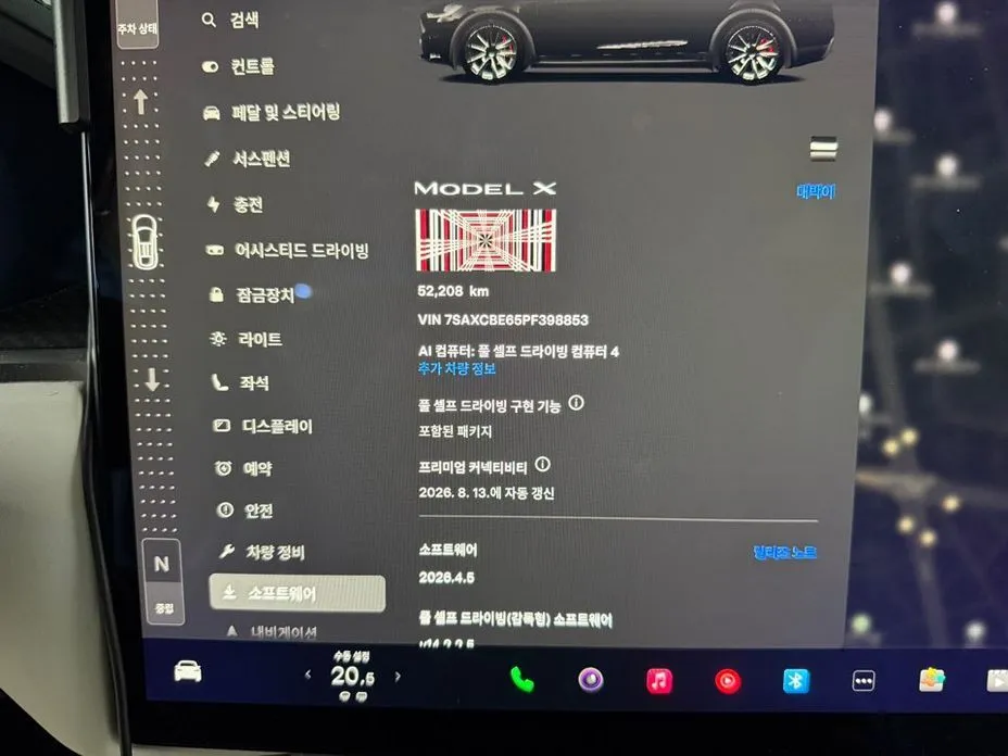 Tesla Model X — фото 2
