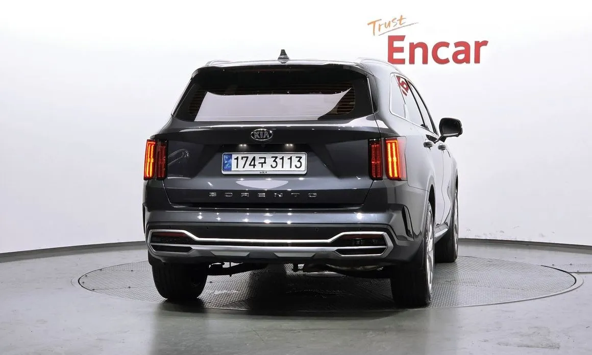 Kia Sorento — фото 5