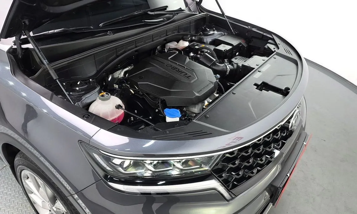 Kia Sorento — фото 6