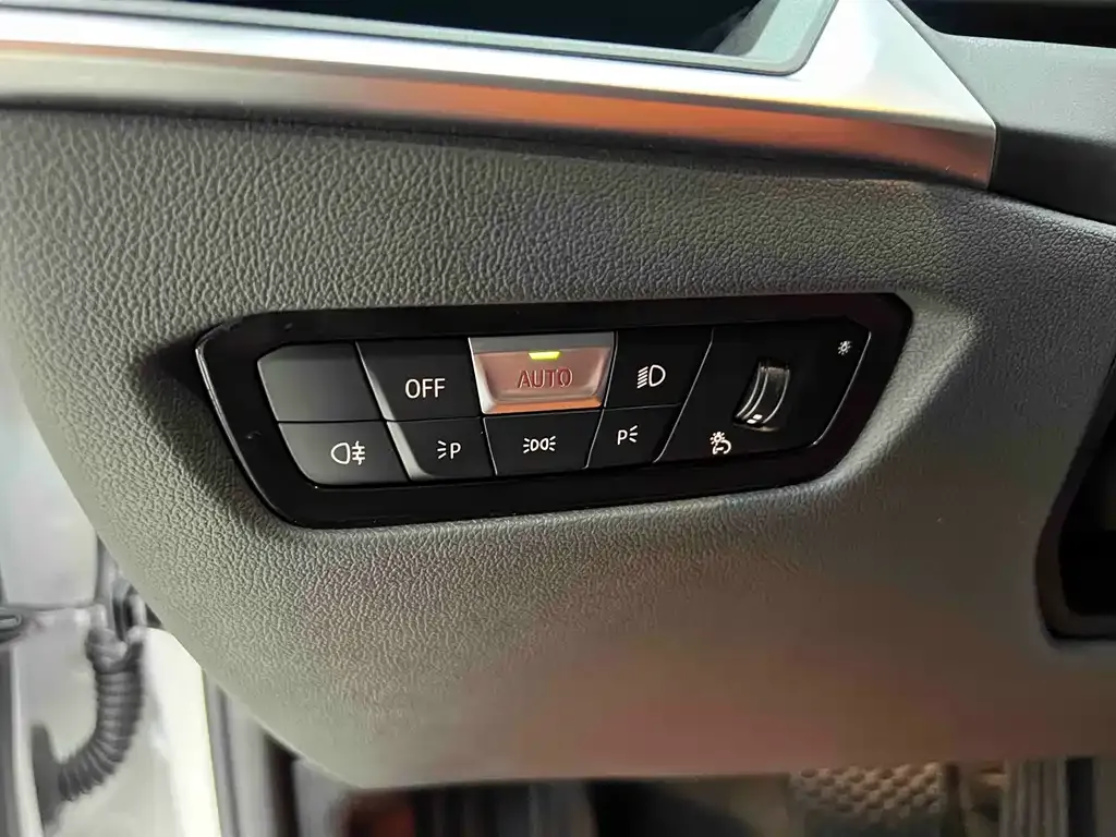 BMW 3 Series — фото 10